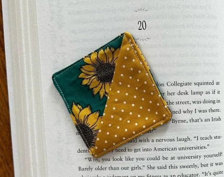Book Mark Square